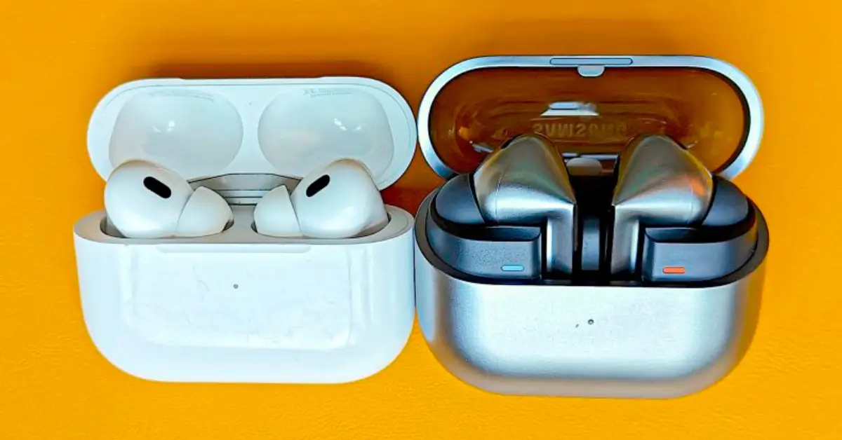 Apple AirPods vs Samsung Galaxy Buds