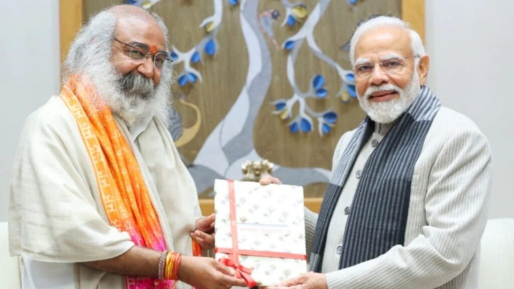 आचार्य प्रमोद कृष्णम ने राहुल गांधी की आलोचना की है, जो उन्हें अपनी ही पार्टी के नेताओं को कुचलने के लिए लापरवाह हाथी कहते हैं।